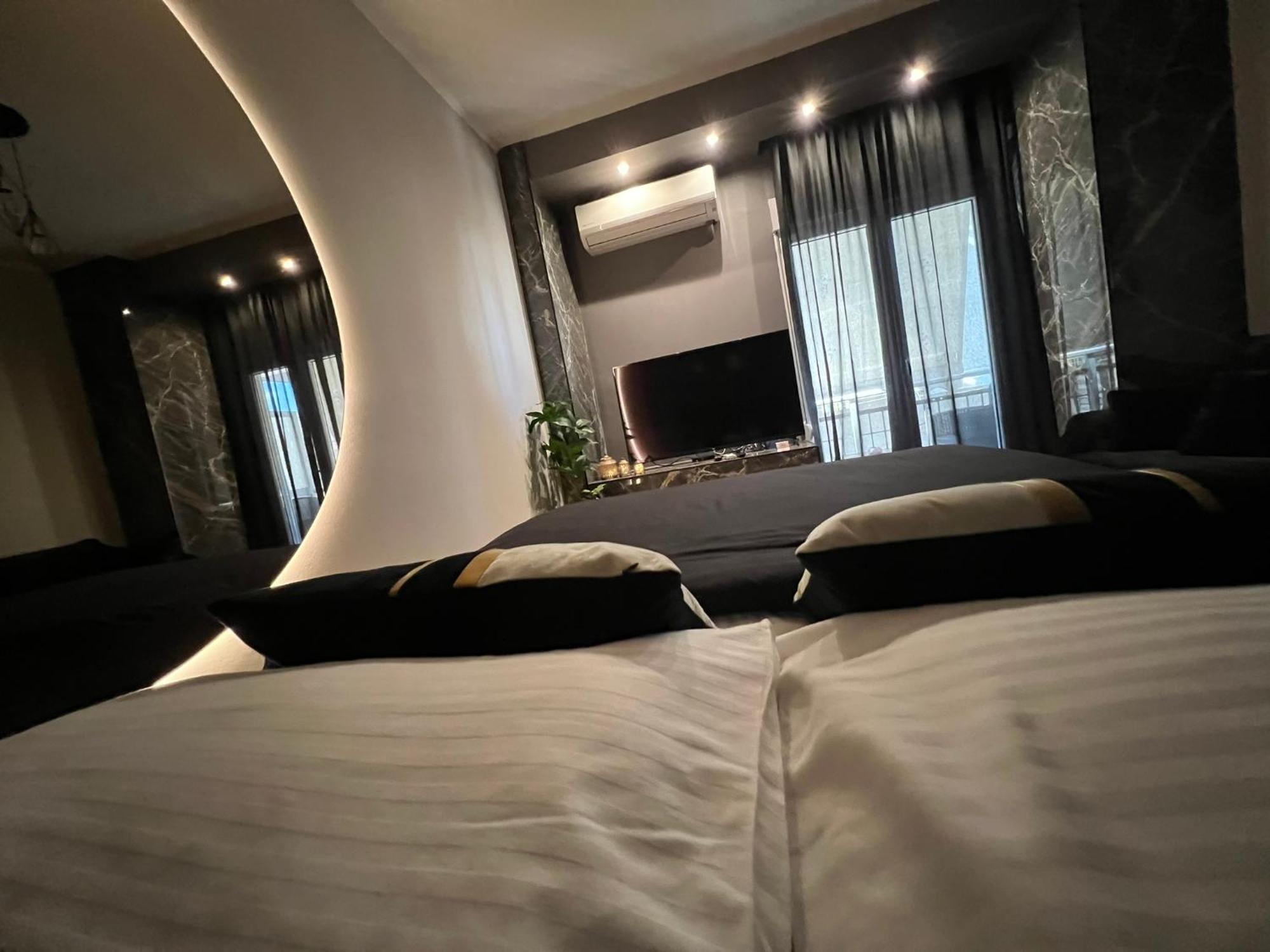 Supreme City Heart Apartment Alexandroupoli Bagian luar foto